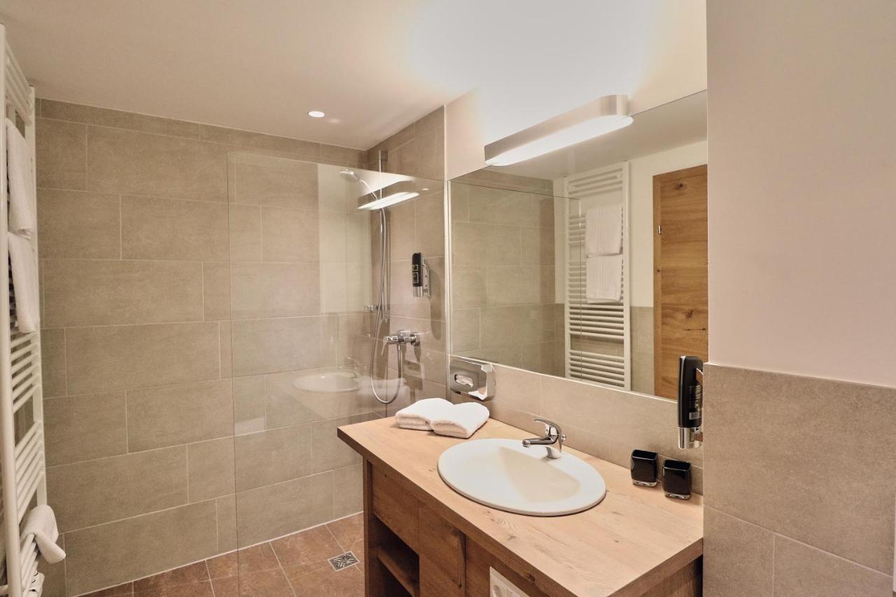 Hotel Traube Pfunds Bagian luar foto